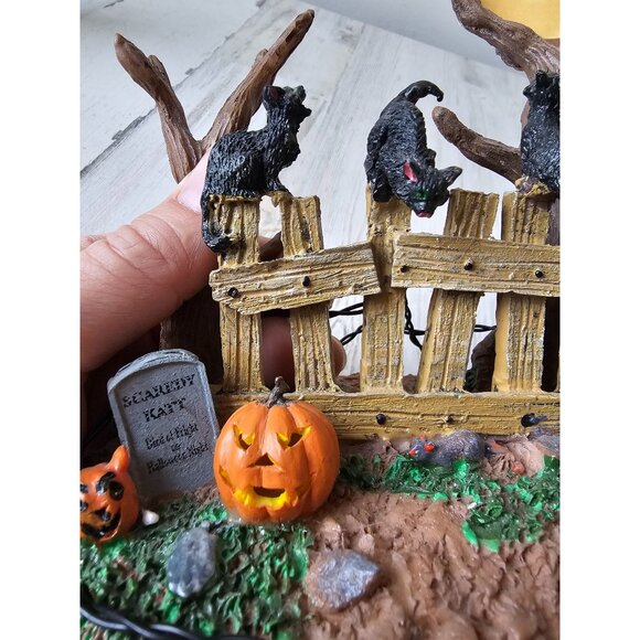 Lemax cat moon happy howl-o-ween fence feline Halloween village decor light up b - Picture 11 of 12